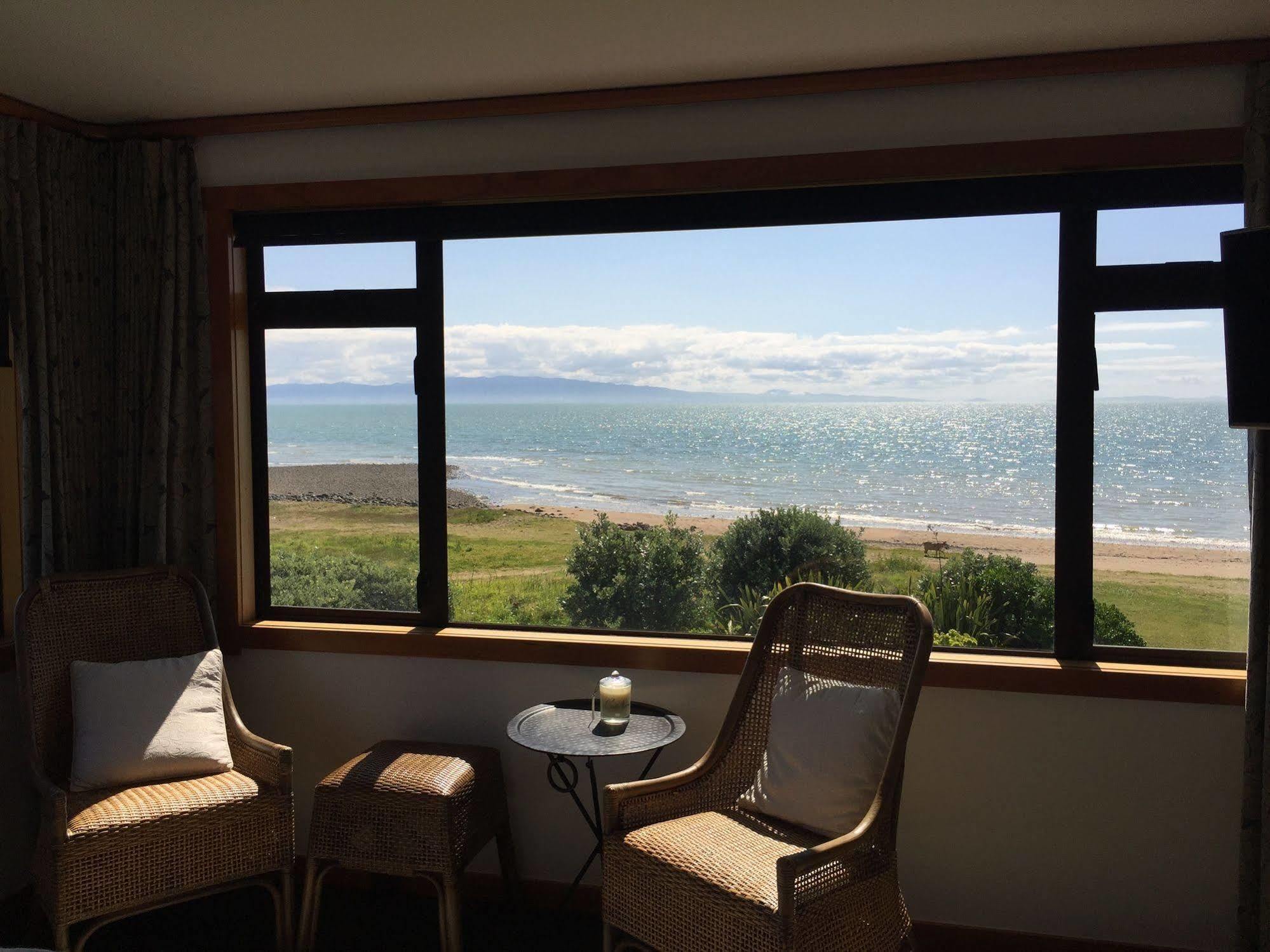 Te Puru Beach Lodge Bagian luar foto